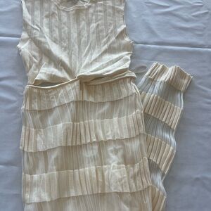 Elegant Cream Sleeveless Dress